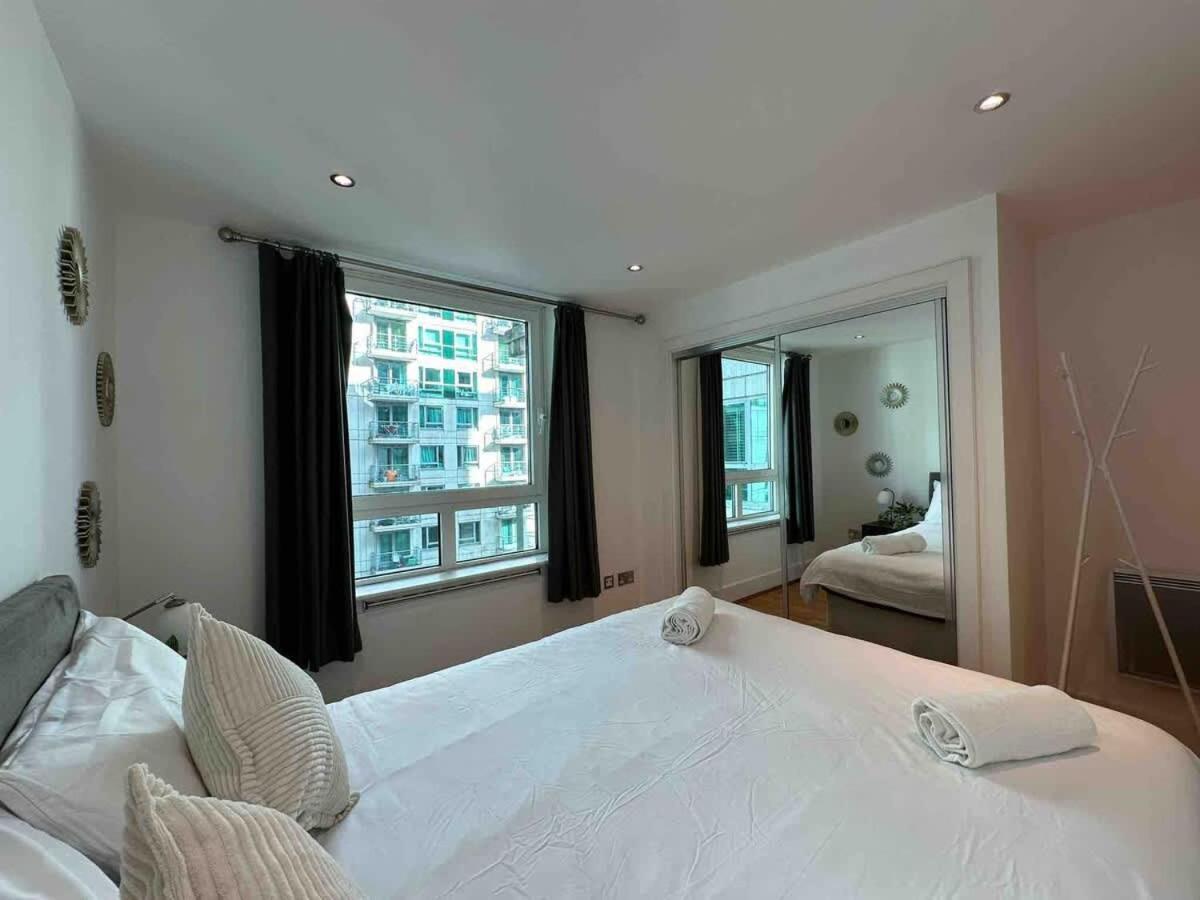 Compact 2 Bed Good Transport Links * Londra